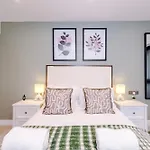 Stylish Centre With Terrace And Free Secure Parking شقة ليدز