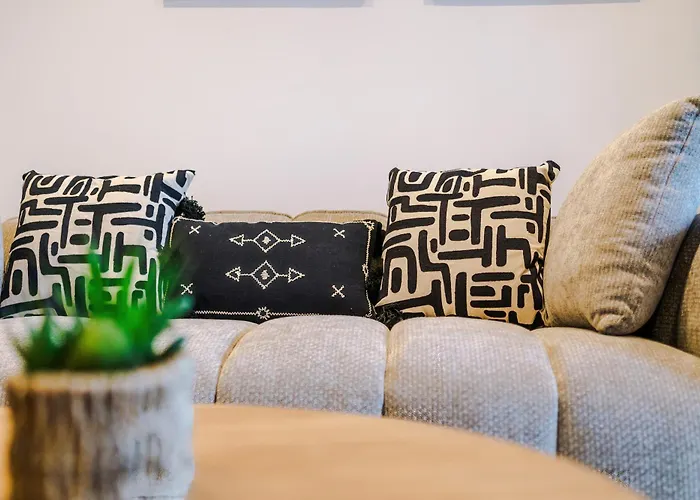 Stylish Centre With Terrace And Free Secure Parking