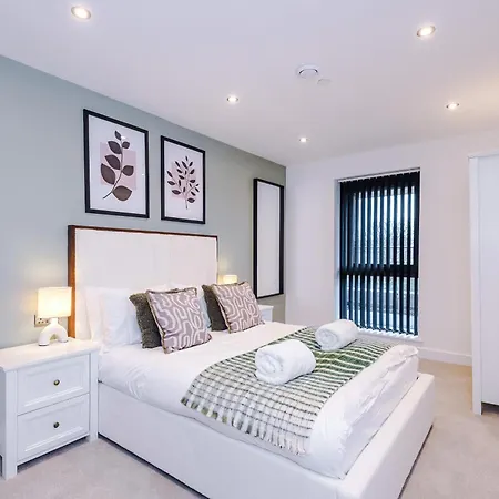 Apartment Stylish Centre 2 Bed With Free Parking